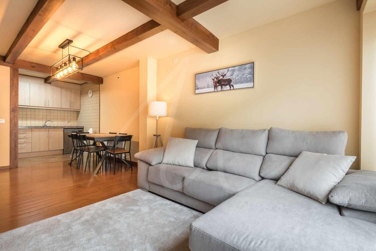 Casa Artiga De Lin By Seamount Rentals Les Bordes Dış mekan fotoğraf